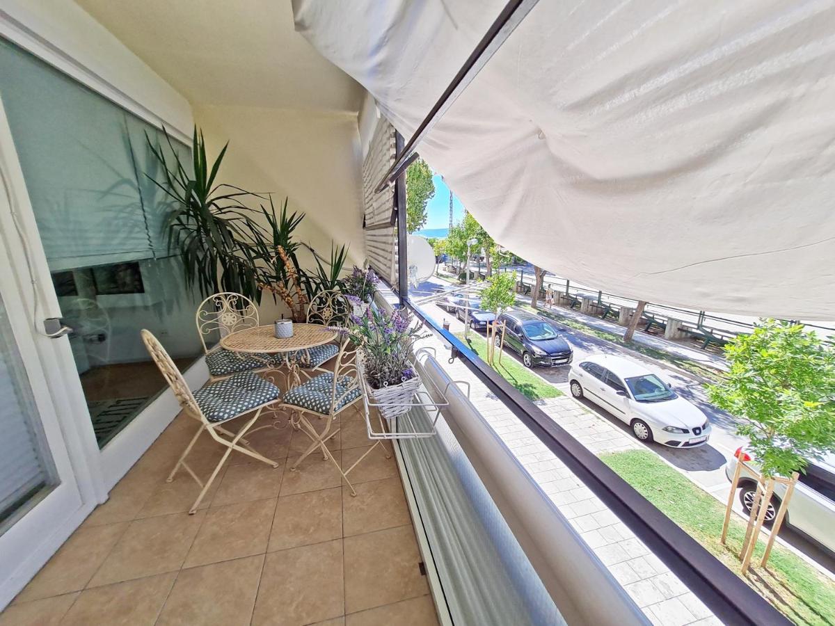 Beach Apartment Ivana Omiš Esterno foto